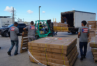 Organizaciones locales llevan equipo deportivo a diferentes entidades en Puerto Rico